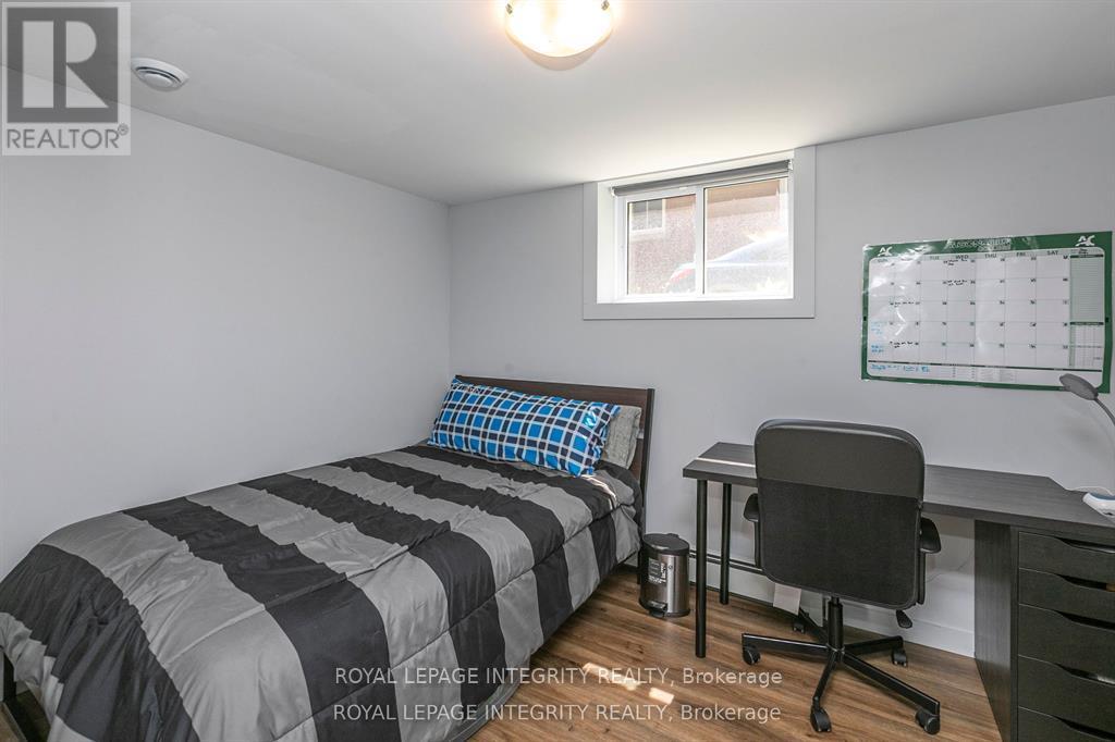 2347 BASELINE ROAD - 34