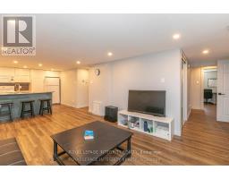 Kitchen - 2347 Baseline Road, Ottawa, ON K2C0E2 Photo 6