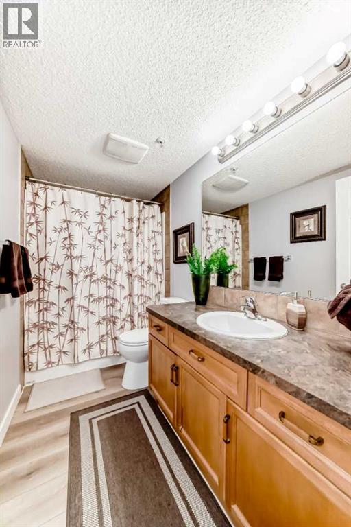 #2215 5200 44 Avenue NE - 23