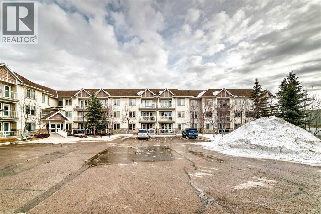 #2215 5200 44 Avenue NE - 34