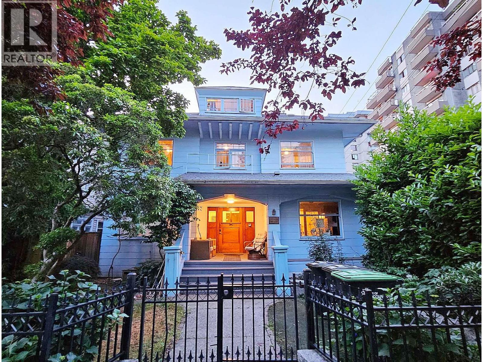 977 BROUGHTON Street - main photo