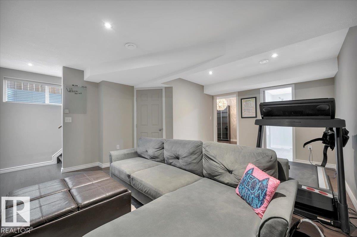 4865 TERWILLEGAR CM NW - 34