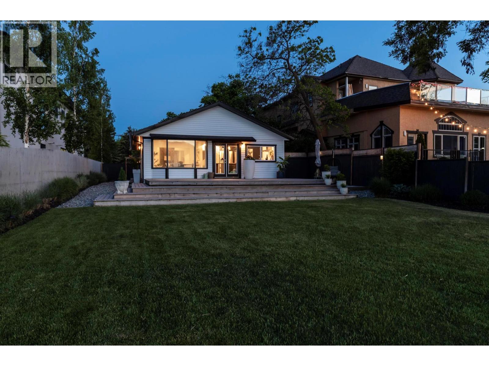 832 Manhattan Drive - 46