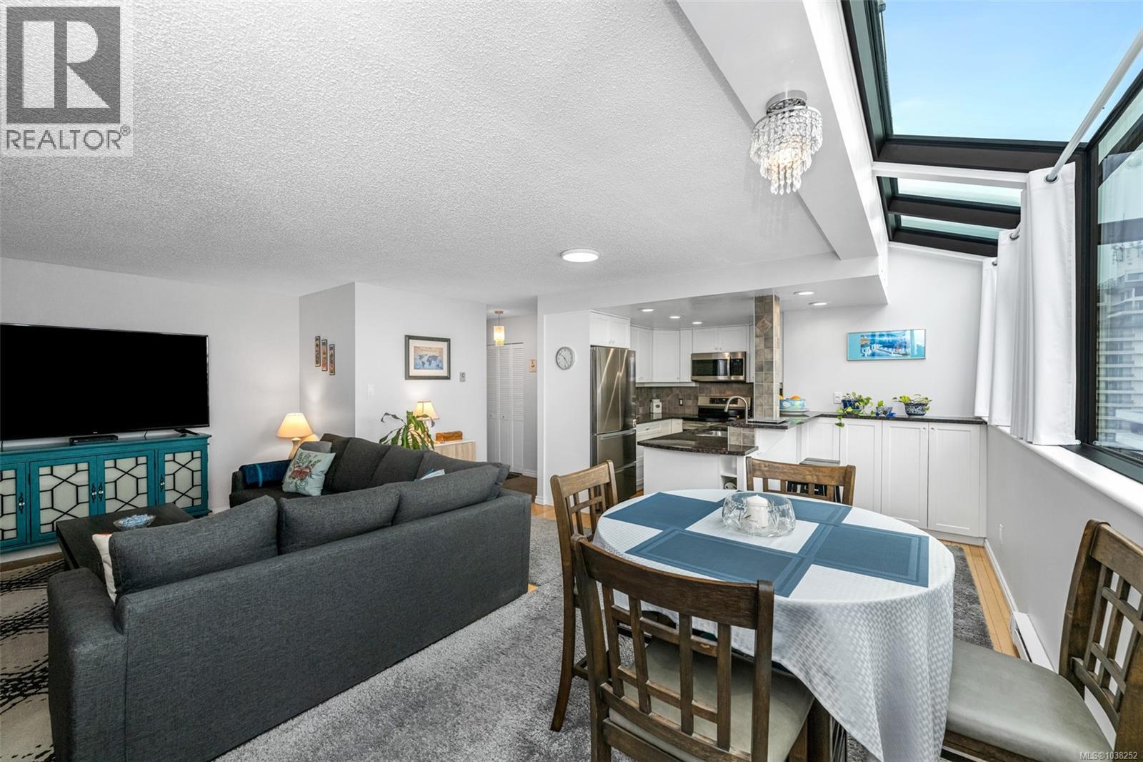 805 819 Burdett Avenue, Victoria