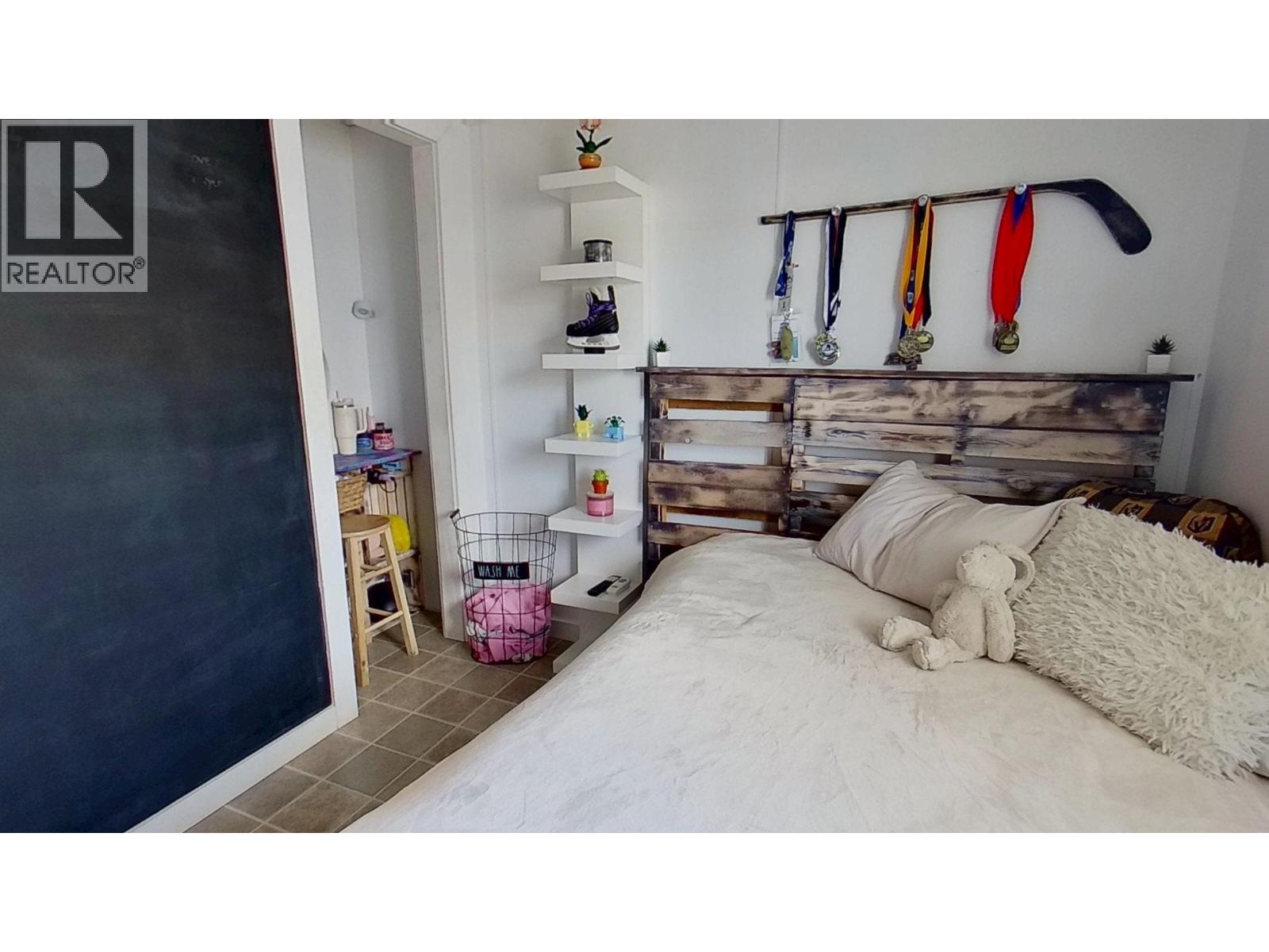 10074 99 STREET - 19