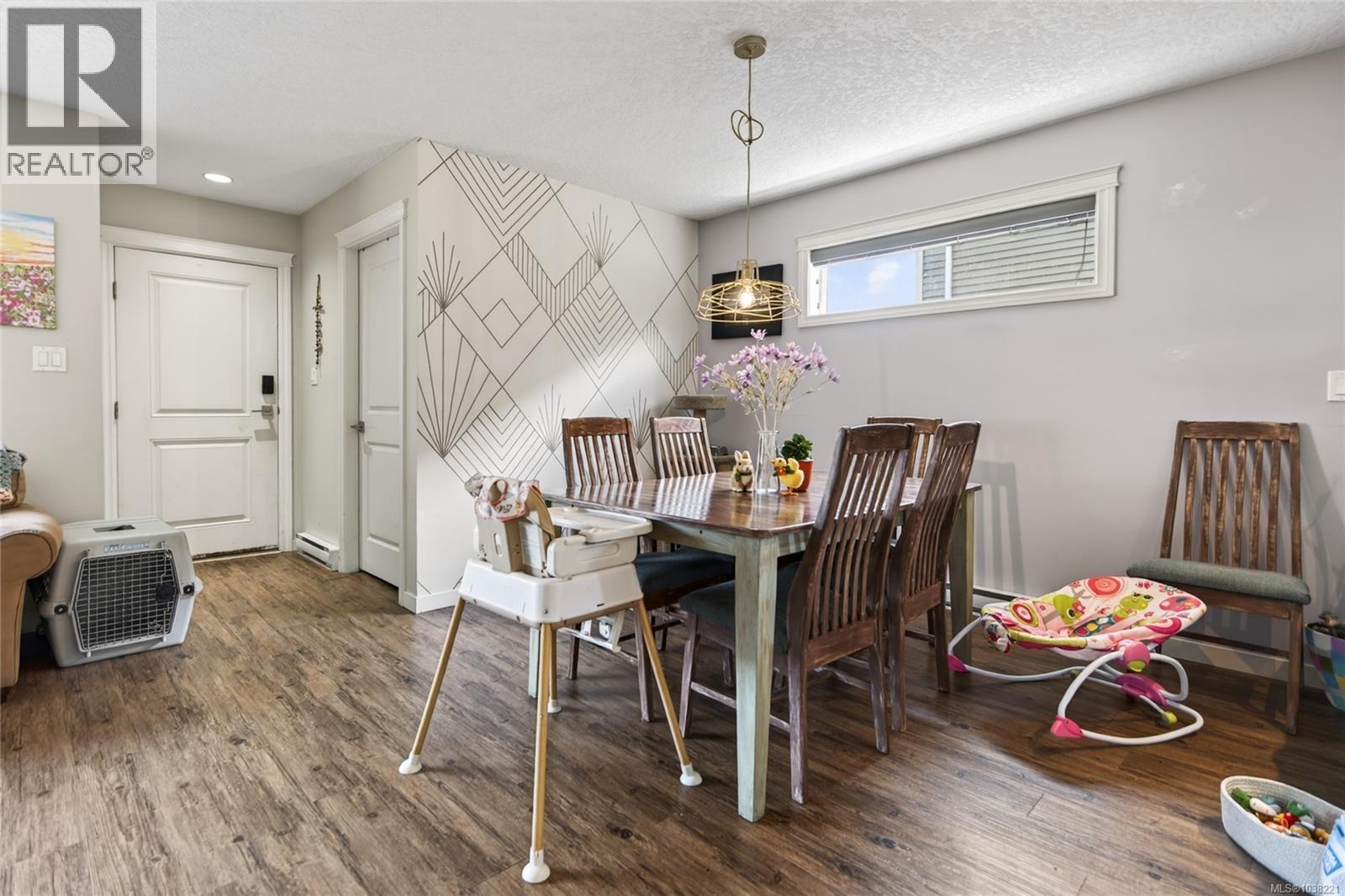 2593 Swanson St - 5