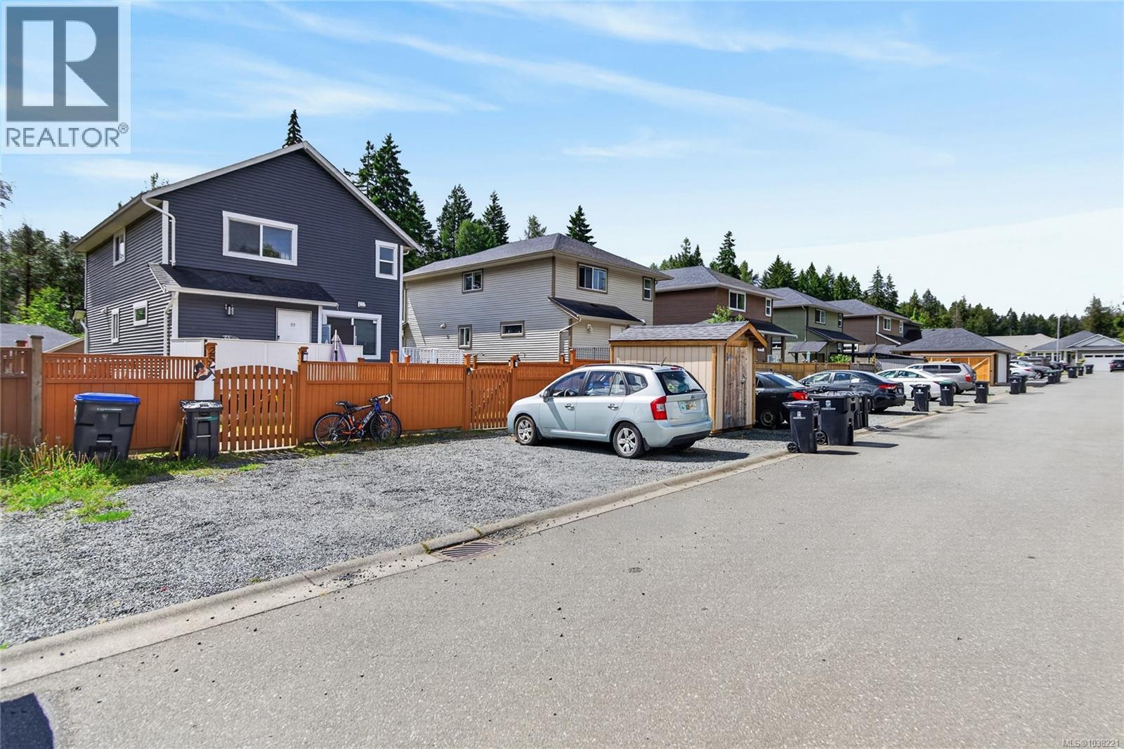 2593 Swanson St - 31