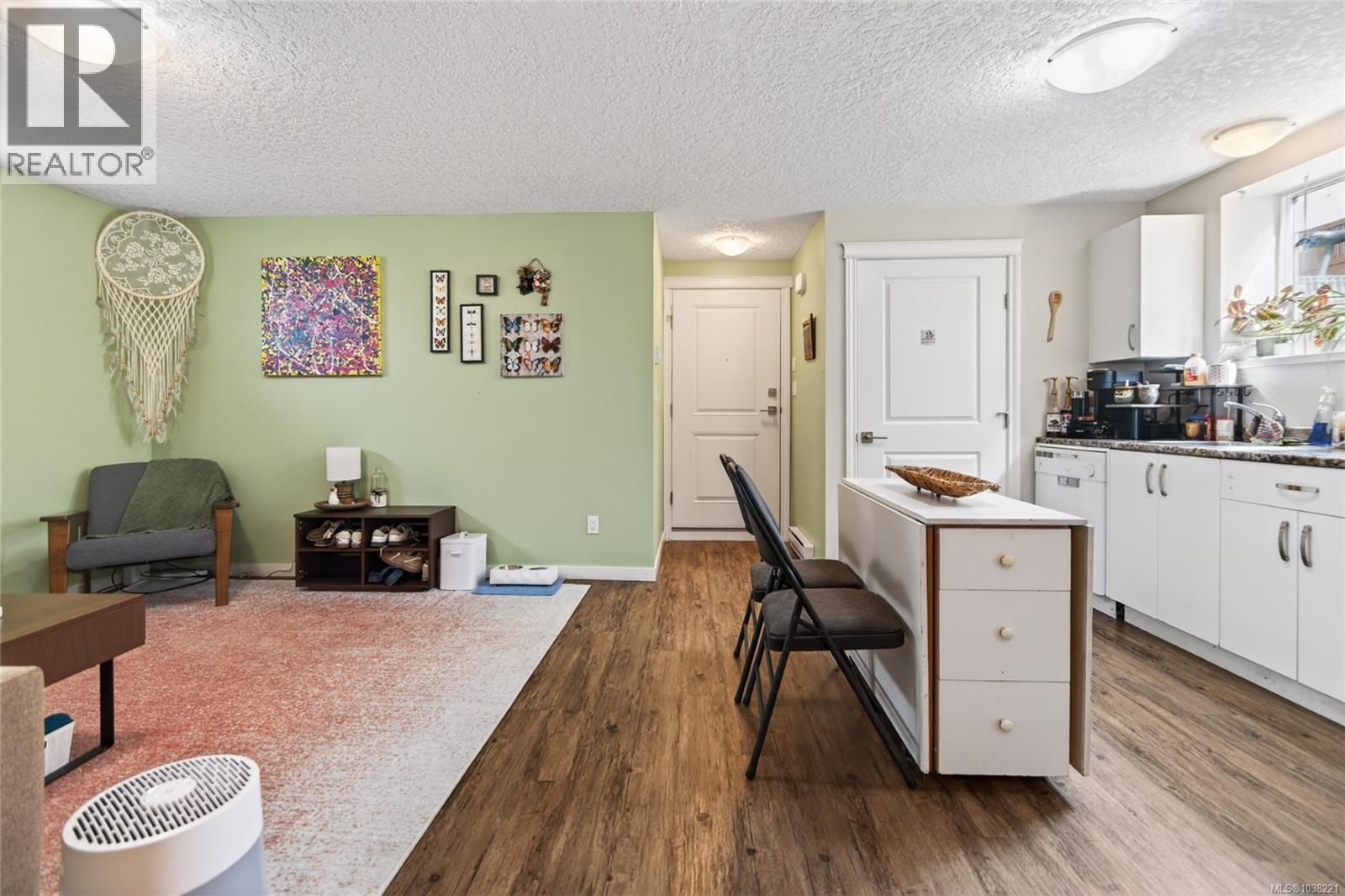 2593 Swanson St - 22