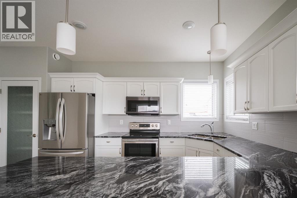 131 Athabasca Crescent - 8