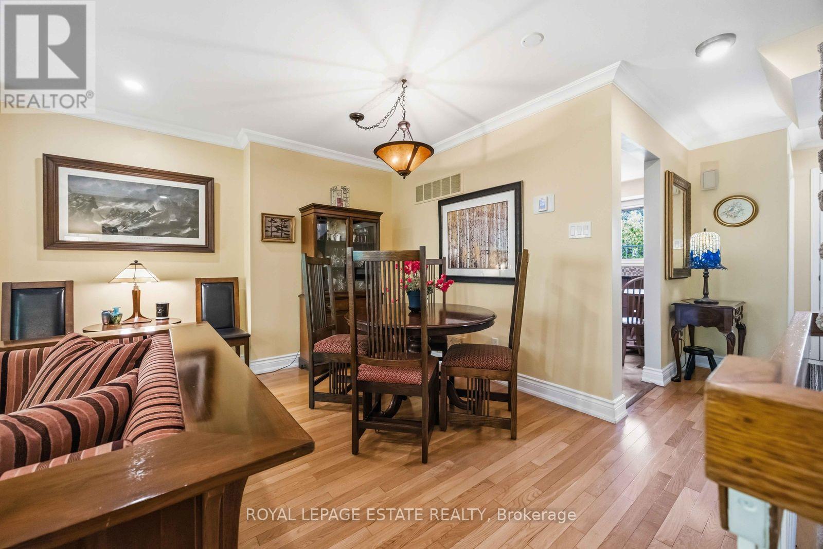 #123 90 EDGEWOOD AVENUE - 6