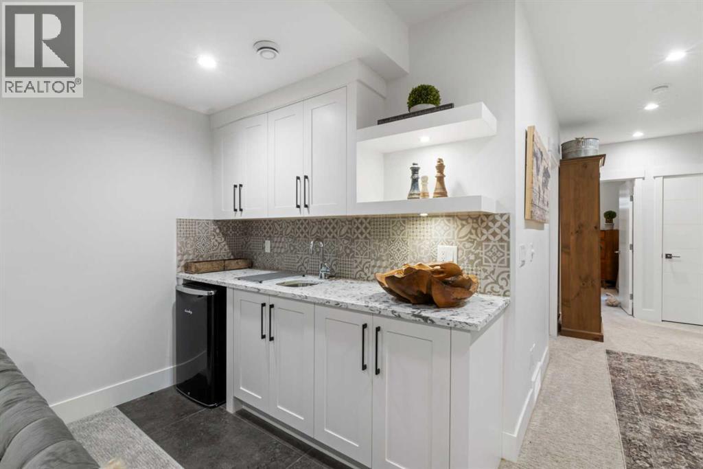 2012 49 Avenue SW - 34