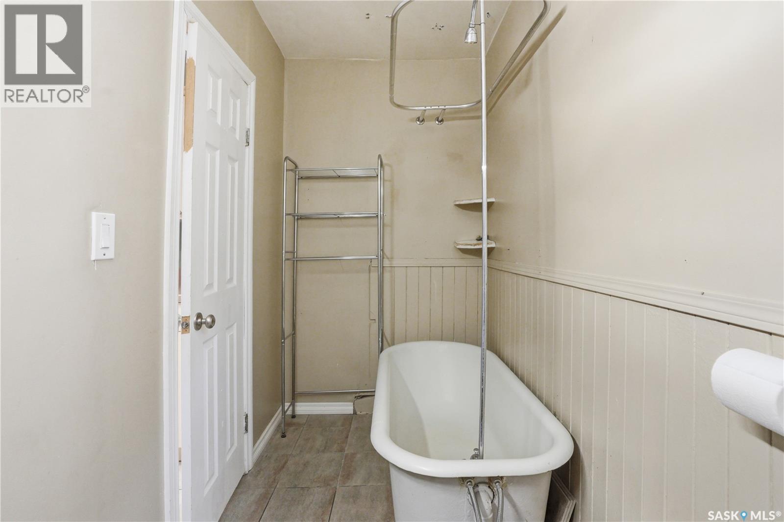 228 8th STREET E - 19