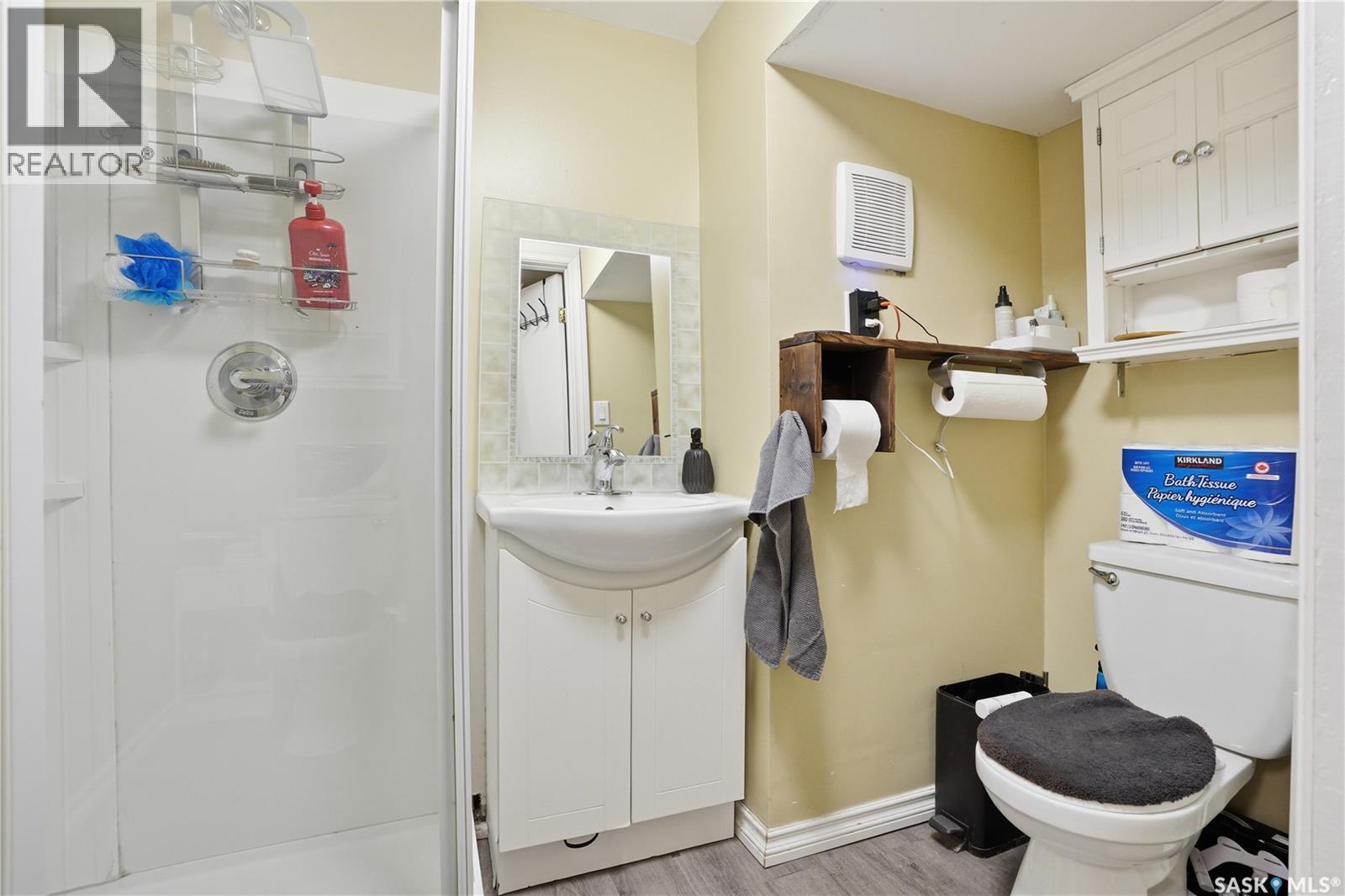 228 8th STREET E - 28