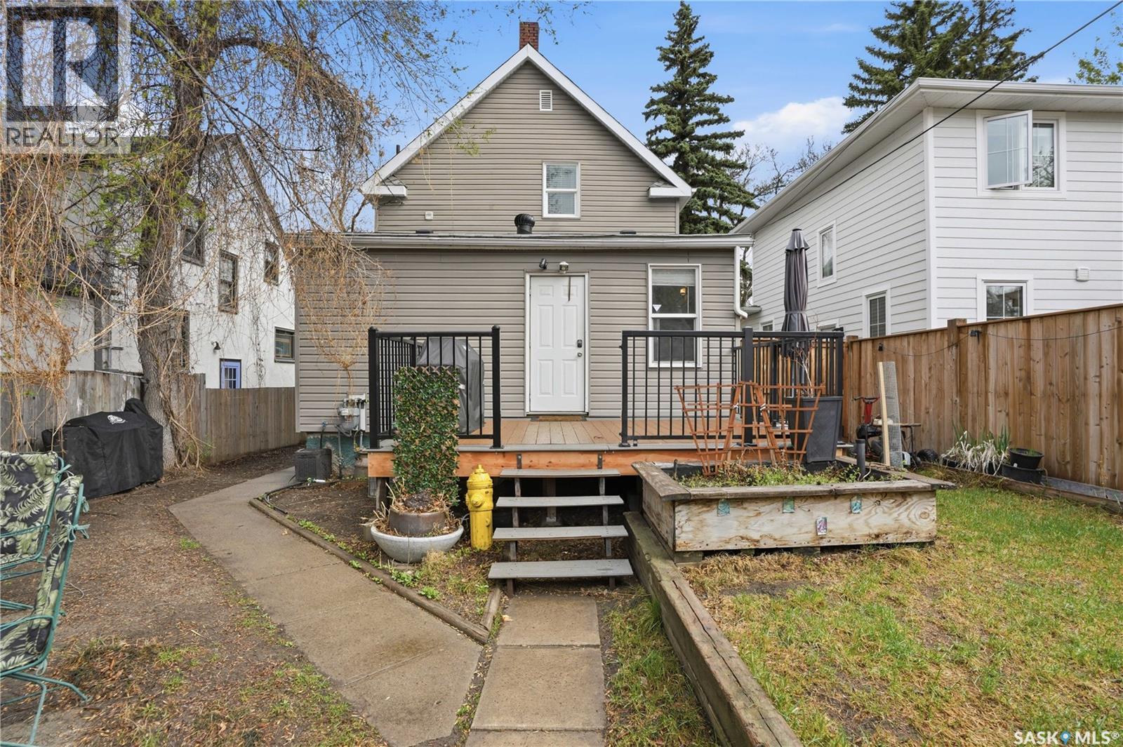 228 8th STREET E - 42