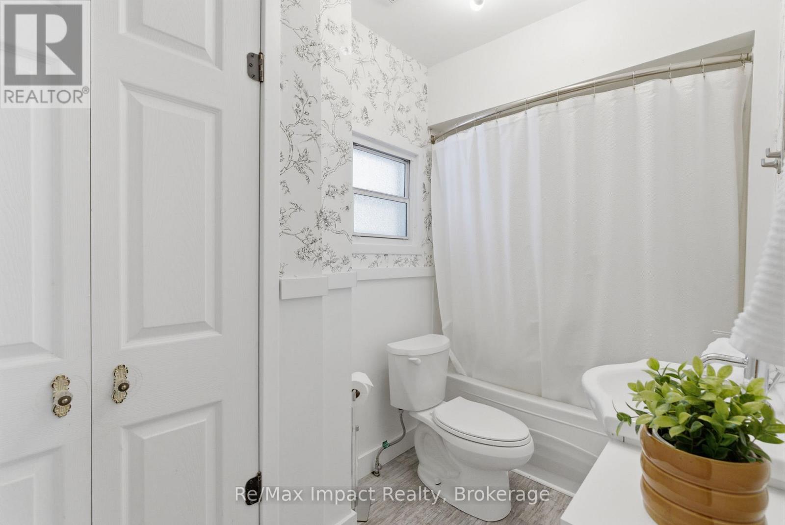 239 VERDUN ROAD - 24