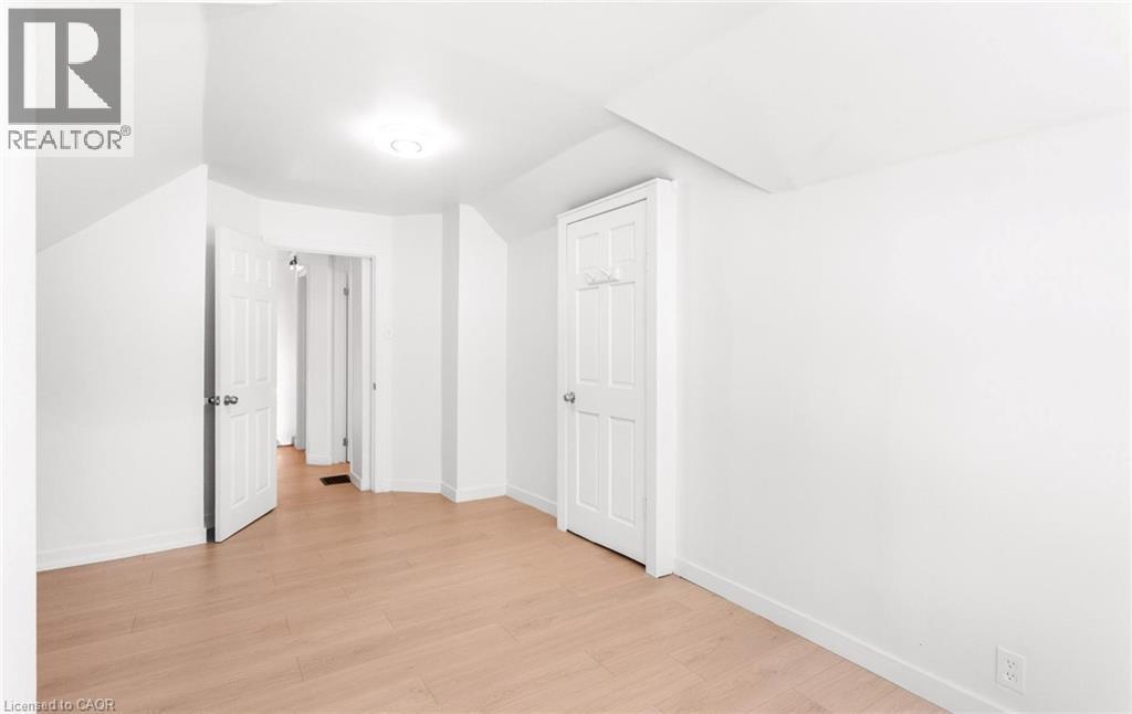 193 S MADISON Avenue S - 21