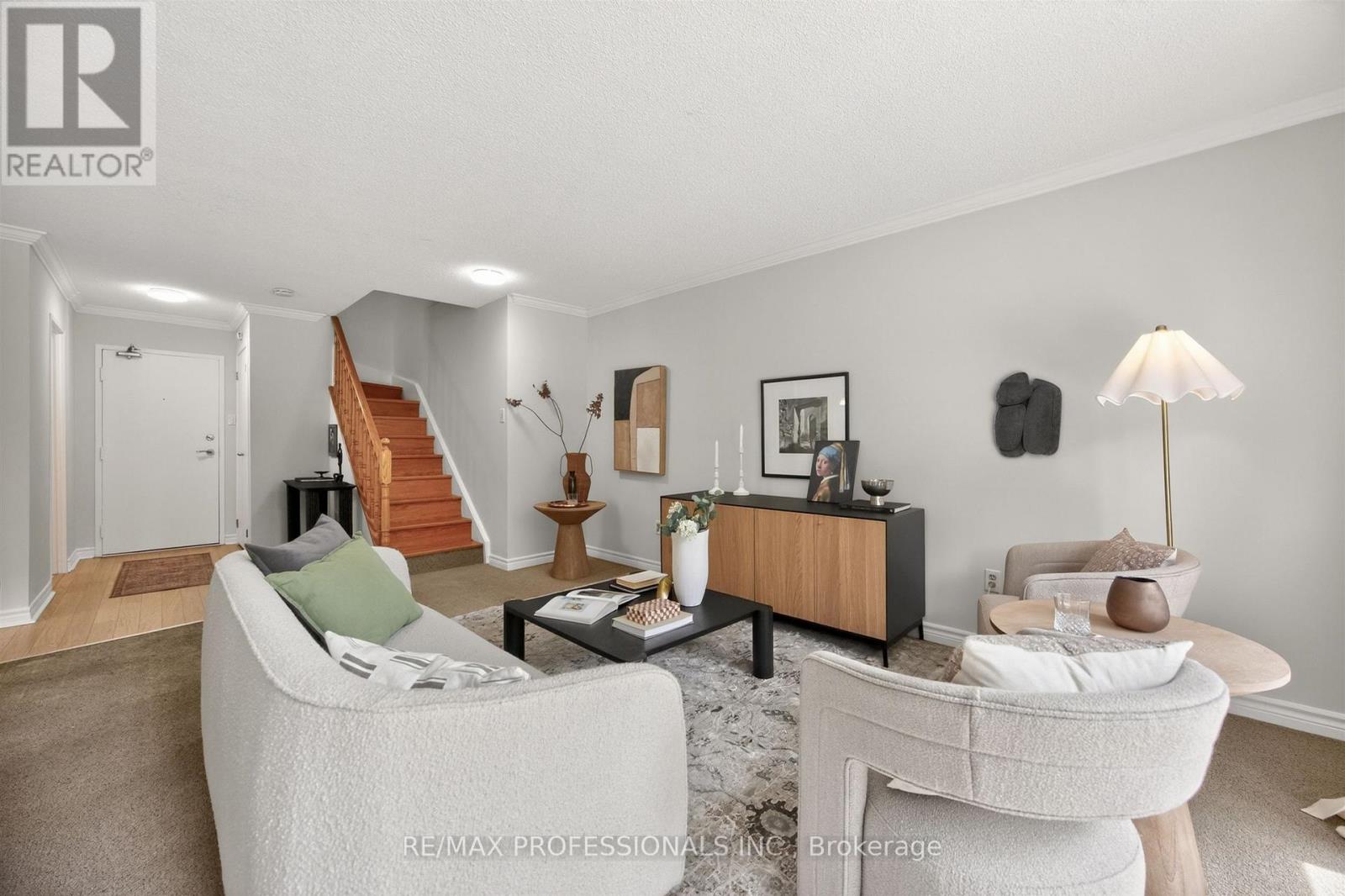 #122 80 QUEBEC AVENUE - 10