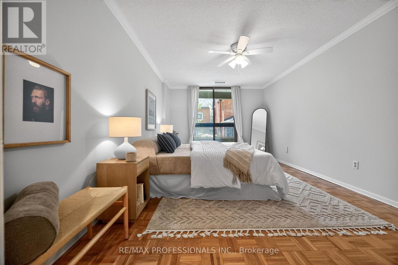 #122 80 QUEBEC AVENUE - 19