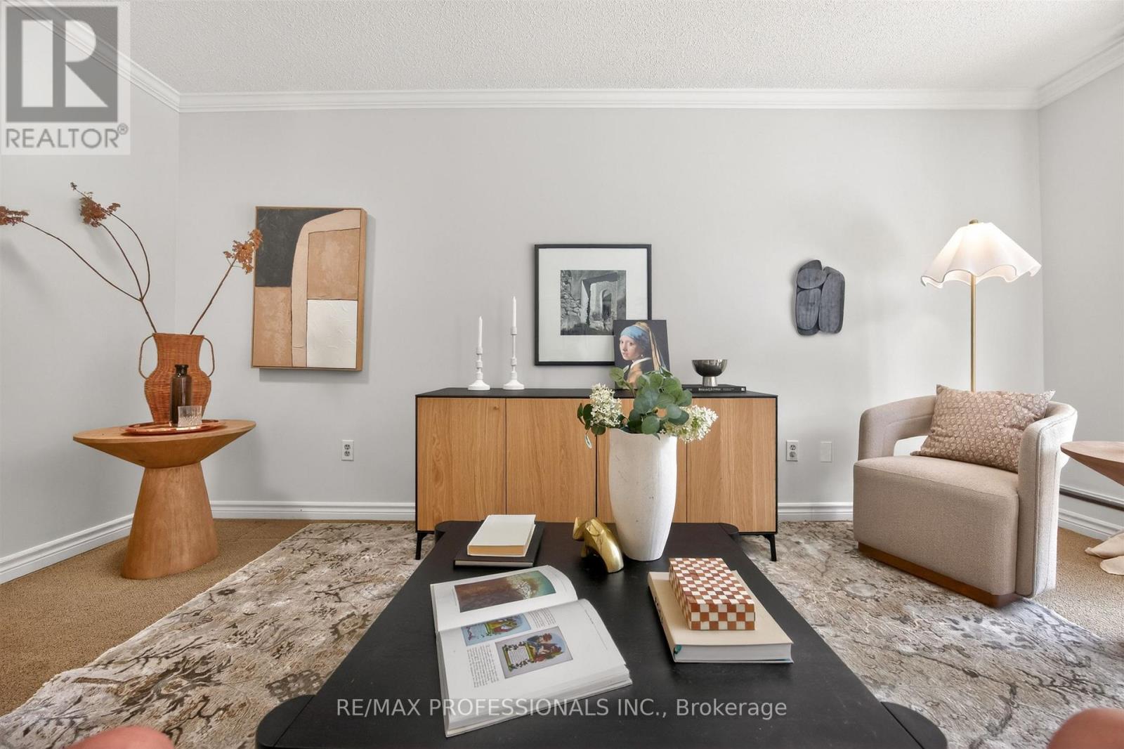 #122 80 QUEBEC AVENUE - 8