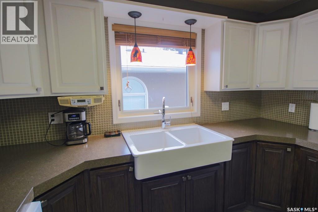 1666 Marshall CRESCENT - 11