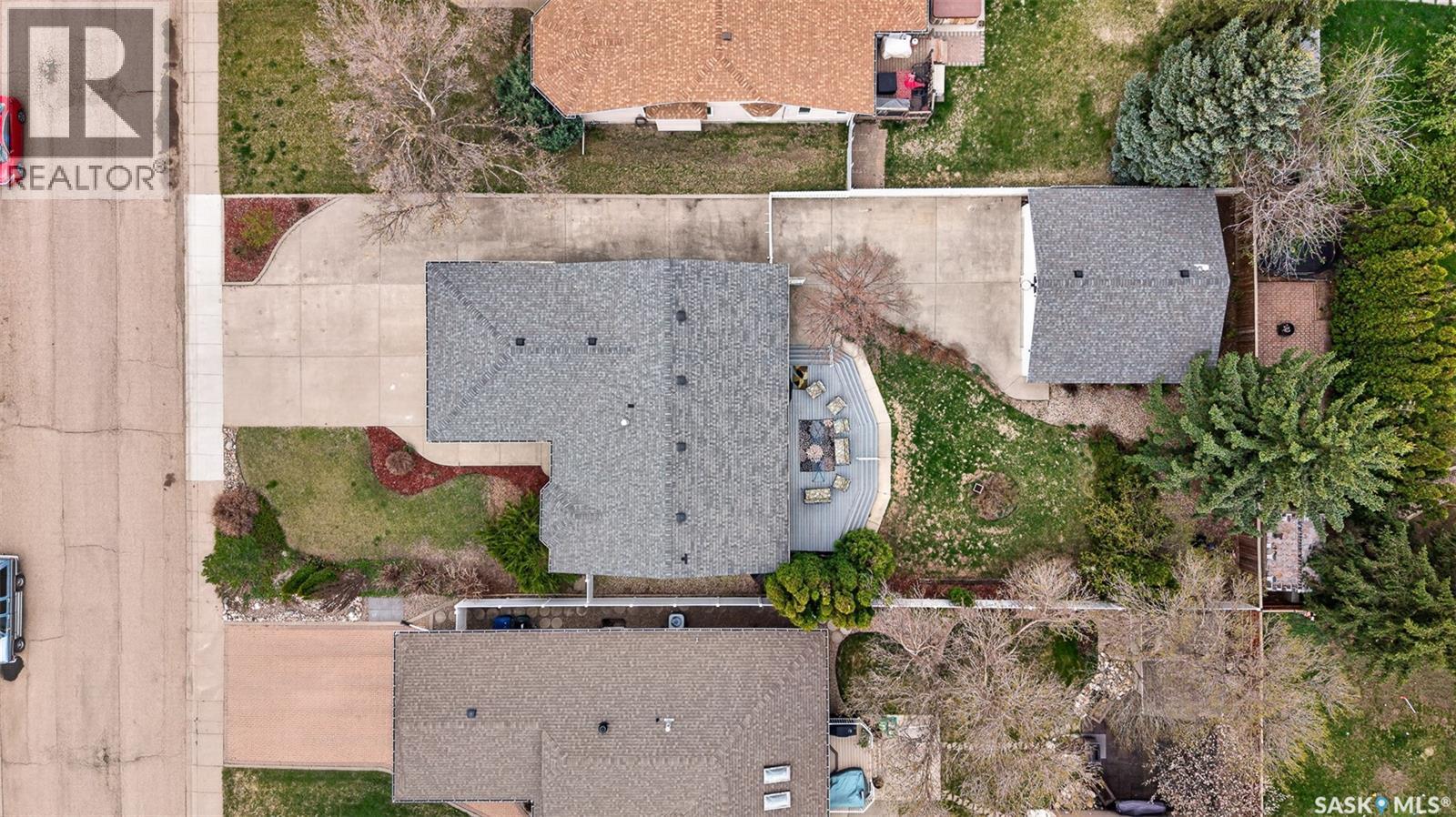 1666 Marshall CRESCENT - 54