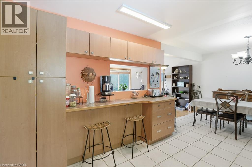 39 PARADISE Road N - 10