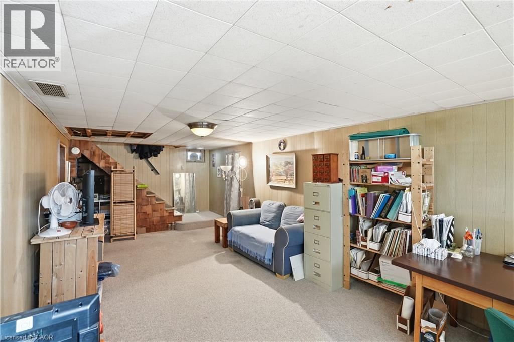 39 PARADISE Road N - 21