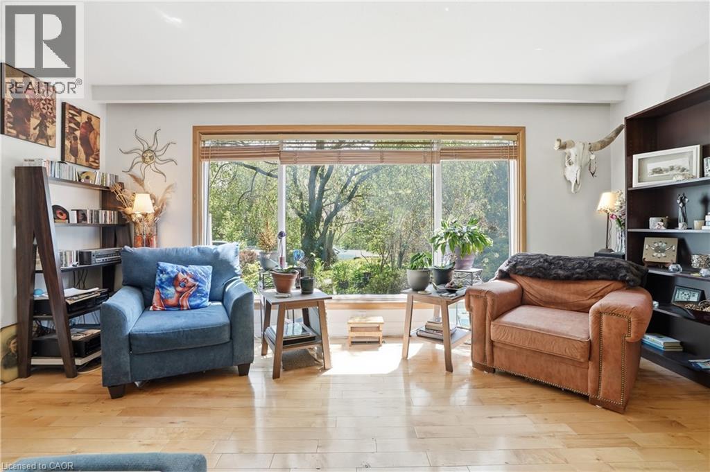 39 PARADISE Road N - 6