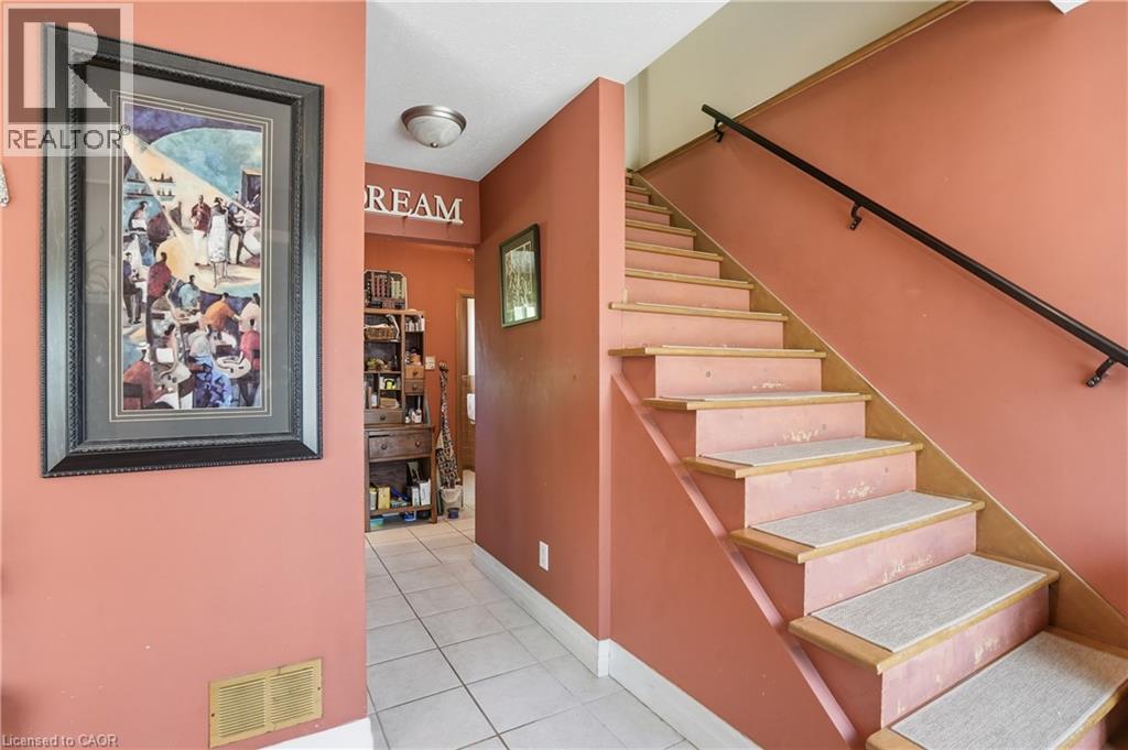 39 PARADISE Road N - Image 3