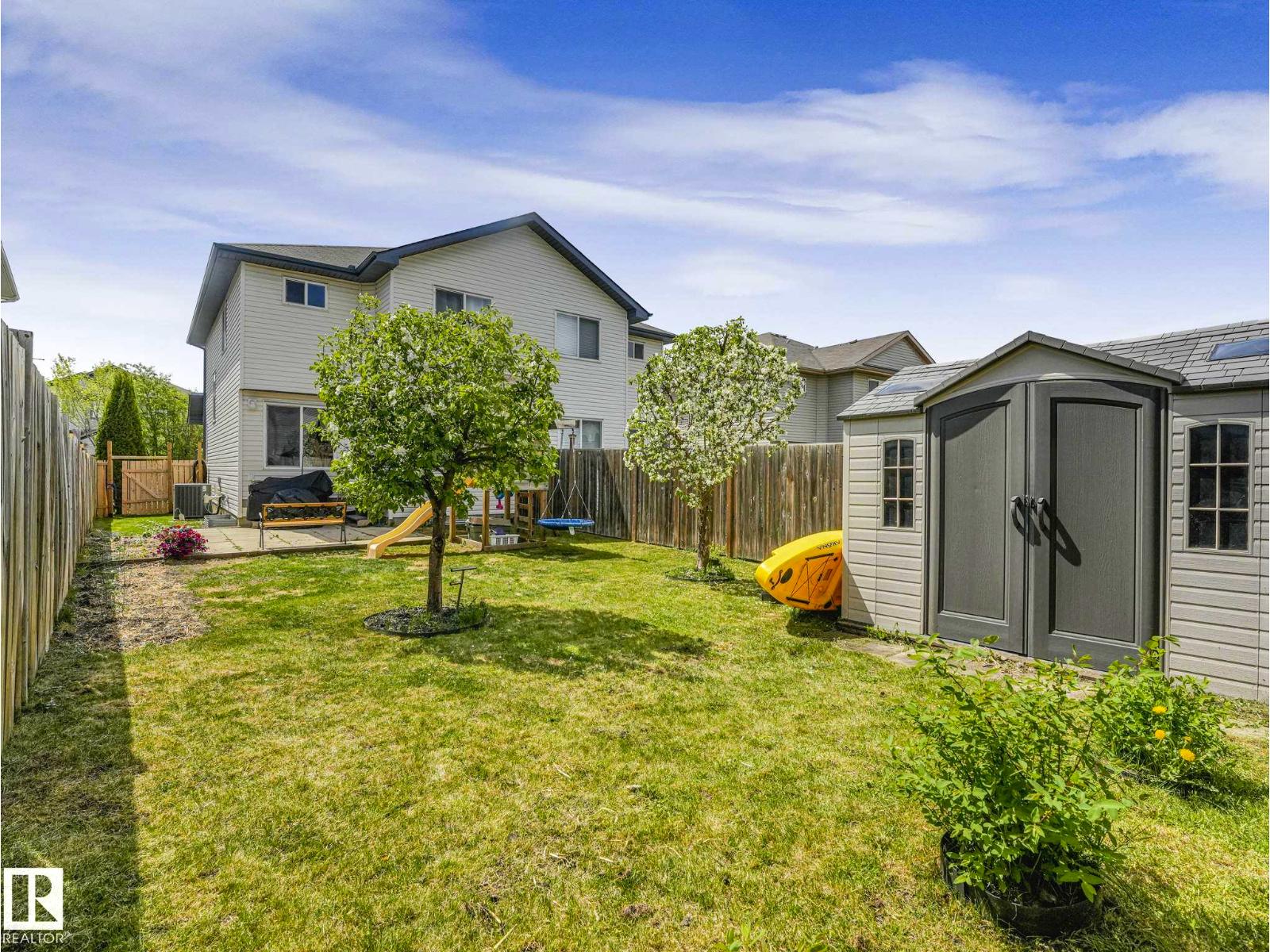 32 CARAGANA WY - 48