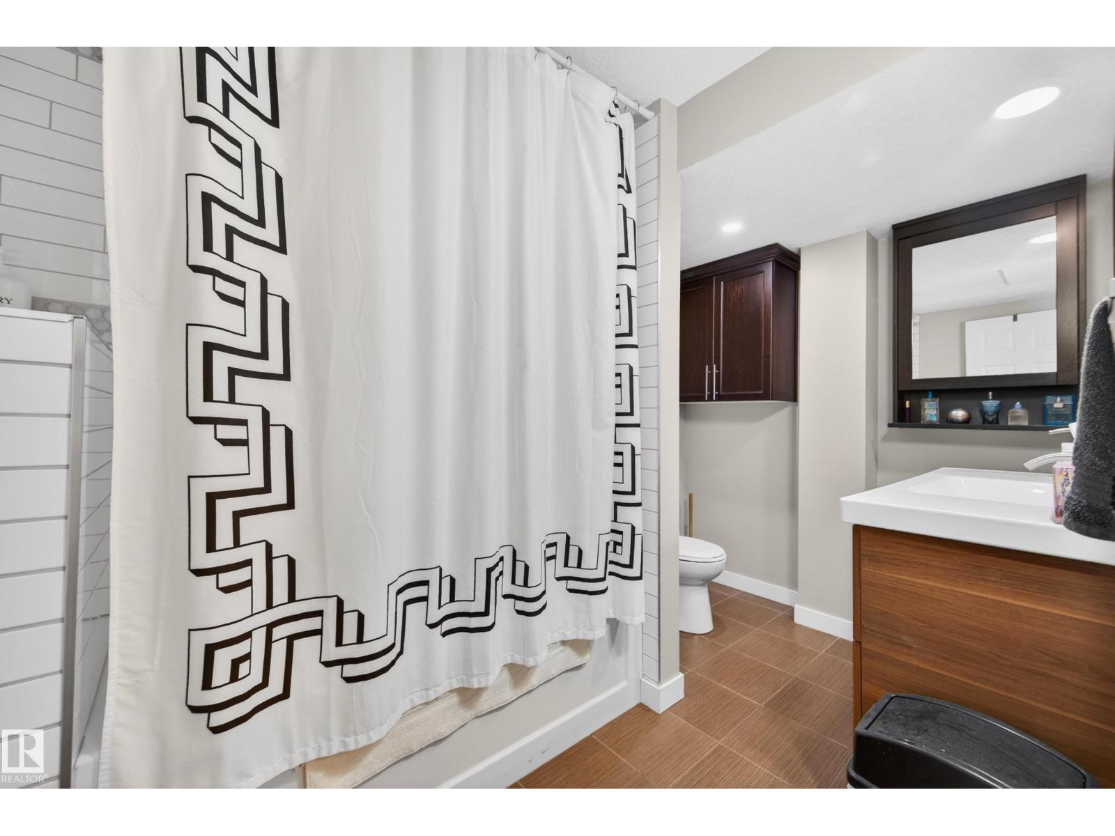 3412 142 AV NW - 39