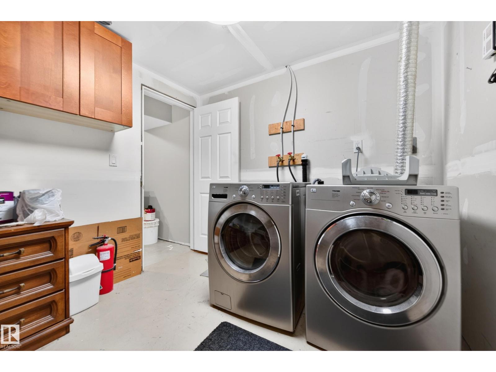 3412 142 AV NW - 29