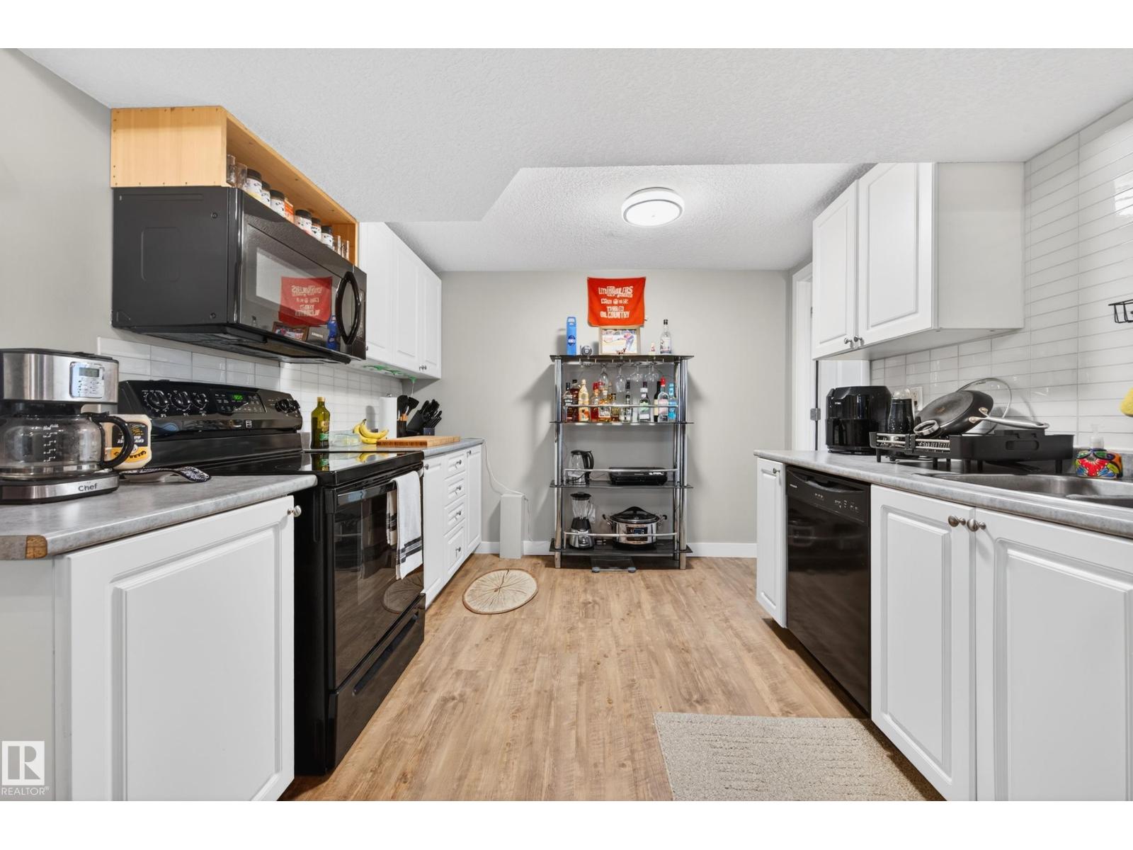 3412 142 AV NW - 31