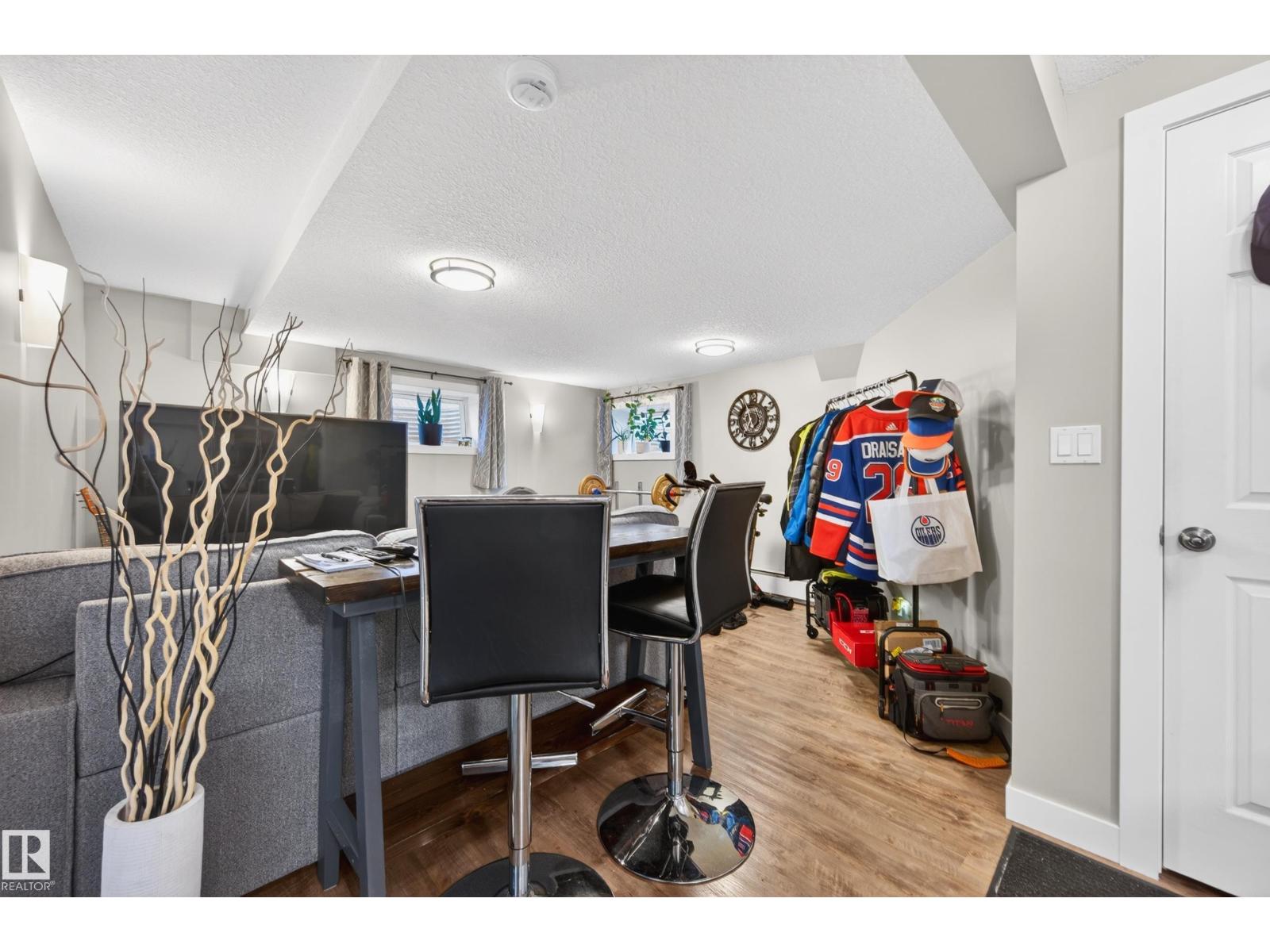 3412 142 AV NW - 33