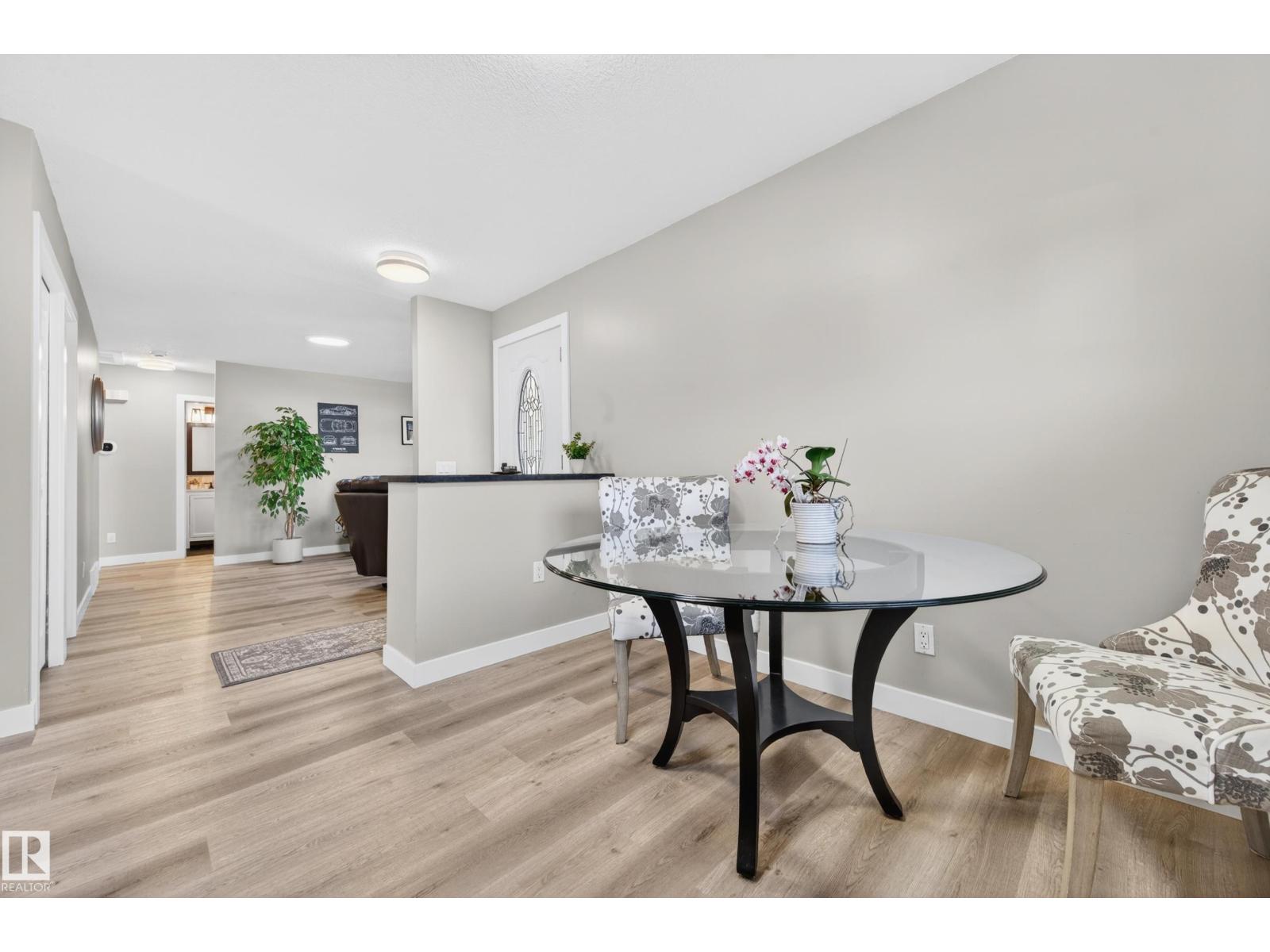 3412 142 AV NW - 10