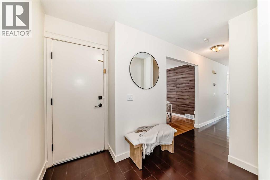 262 Coventry Court NE - Image 3