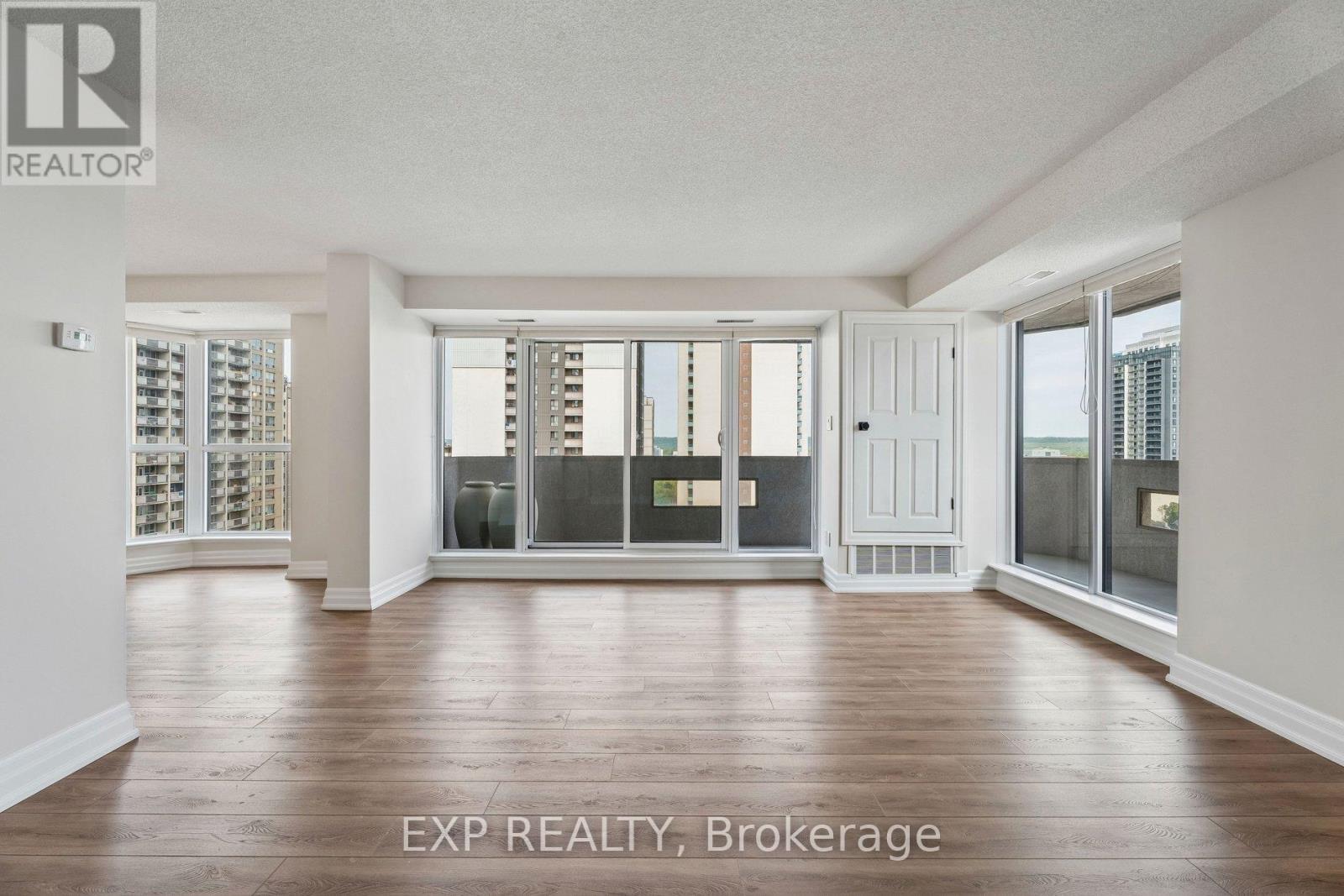 #1304 67 CAROLINE STREET S - 13