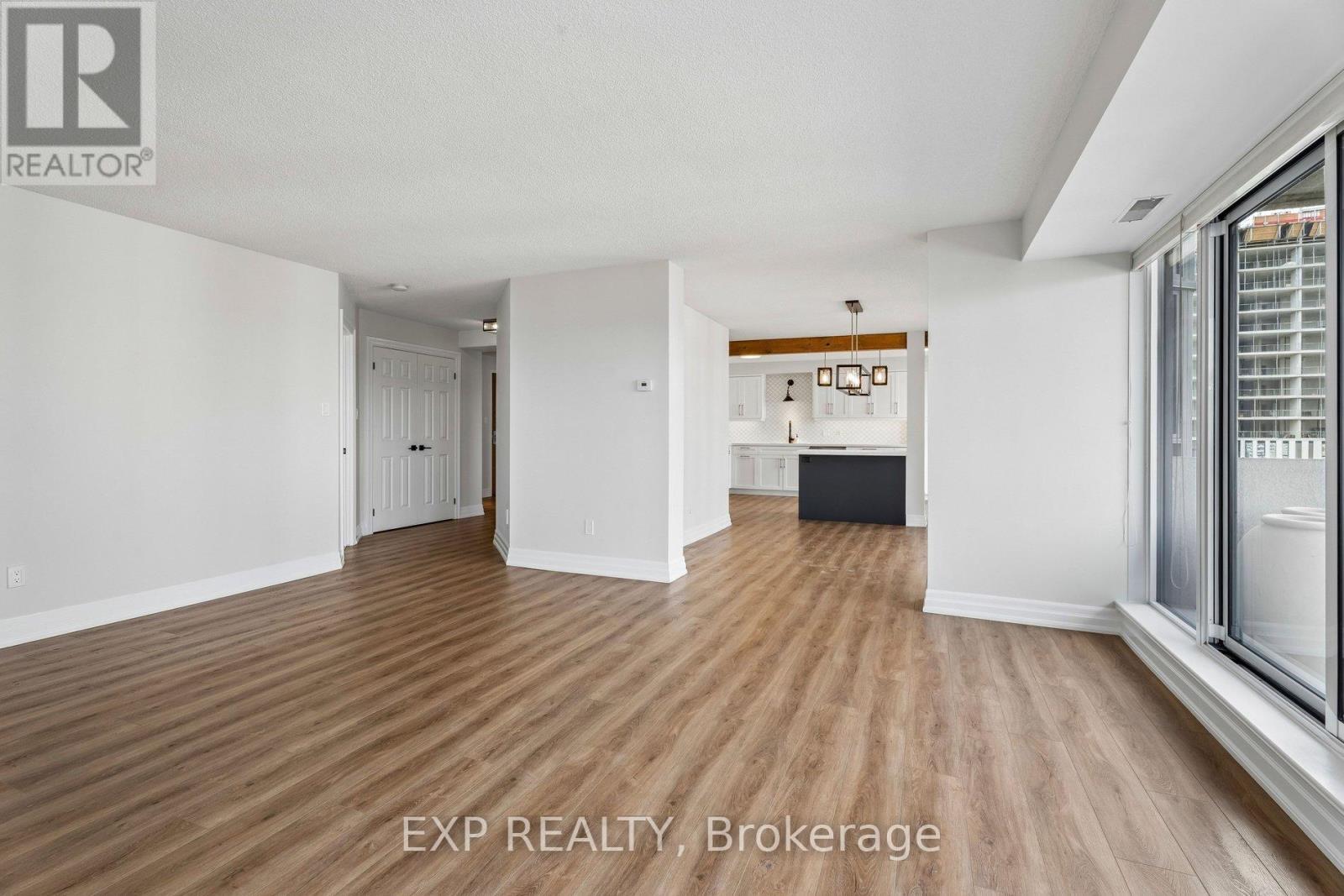 #1304 67 CAROLINE STREET S - 20
