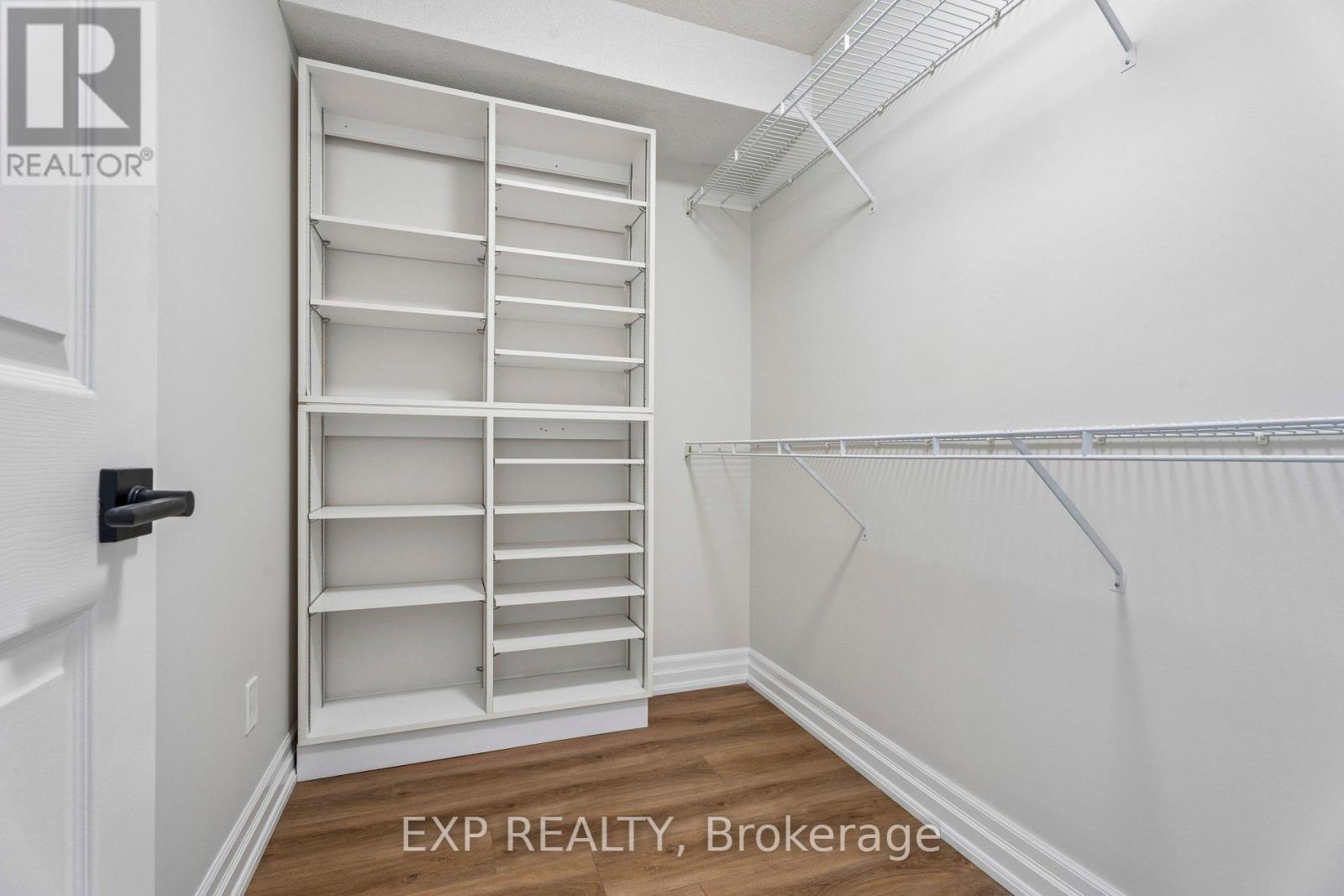 #1304 67 CAROLINE STREET S - 26