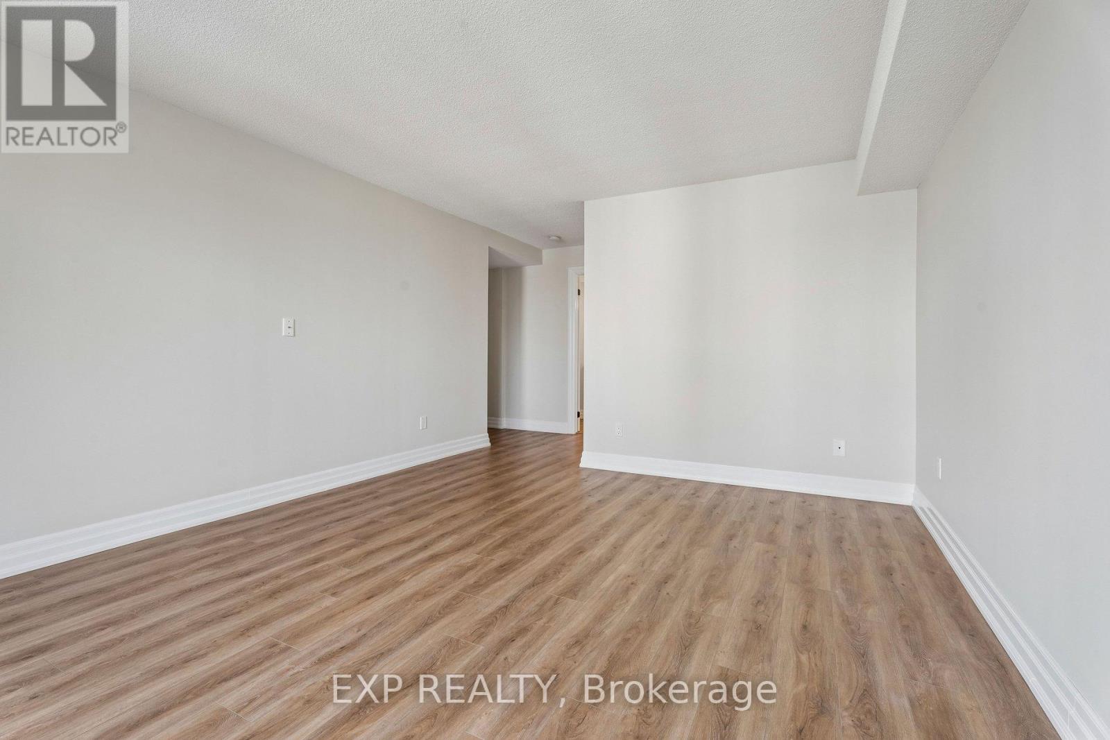 #1304 67 CAROLINE STREET S - 33