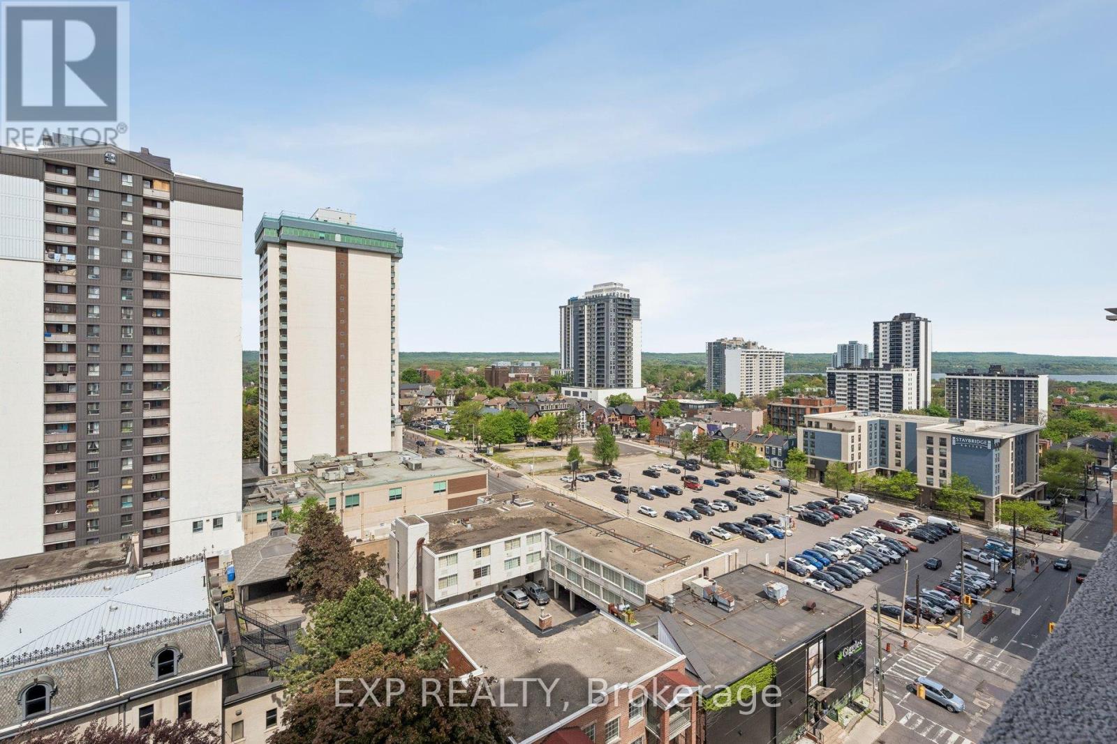 #1304 67 CAROLINE STREET S - 41