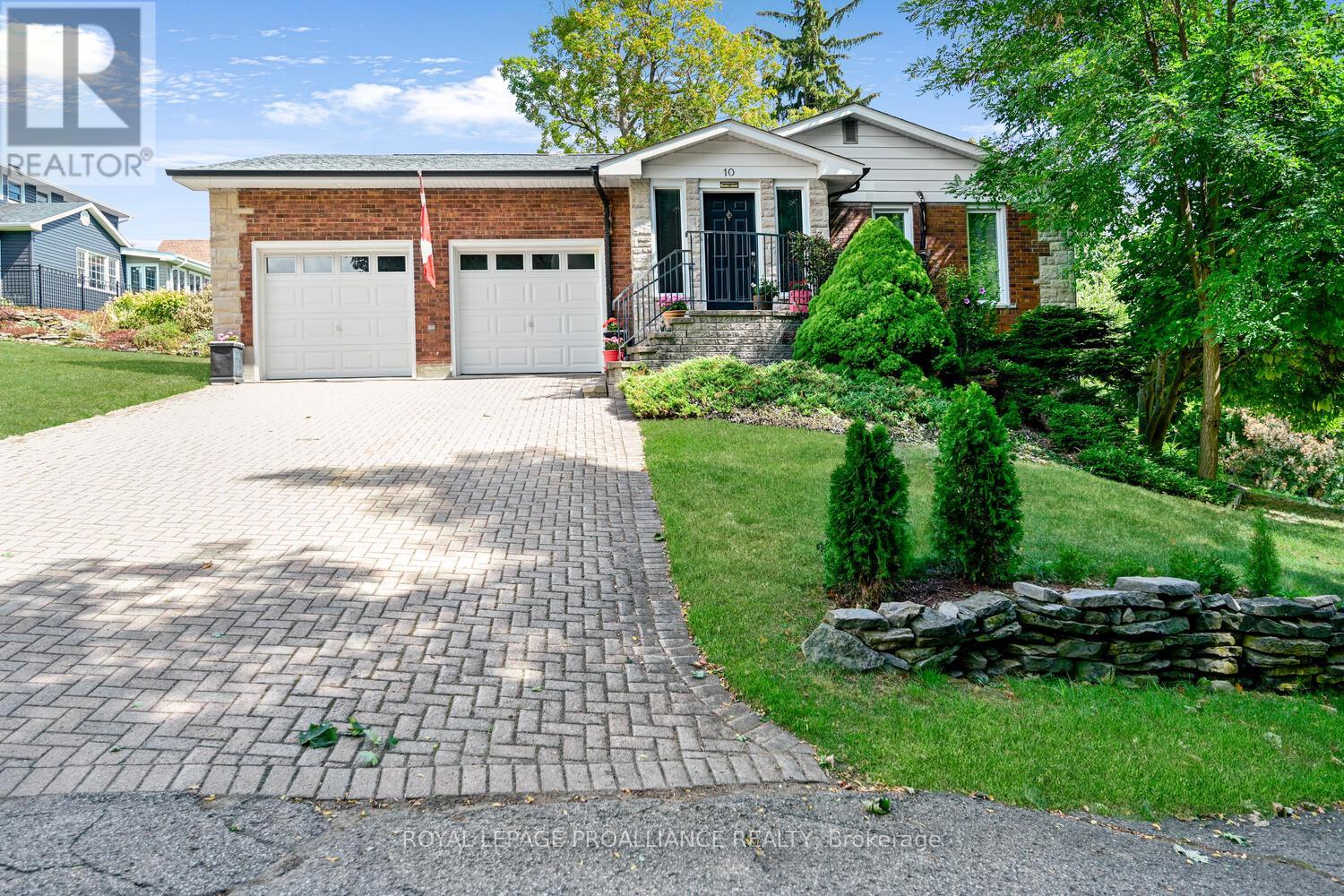 10 CLIFFSIDE CRESCENT - Image 2