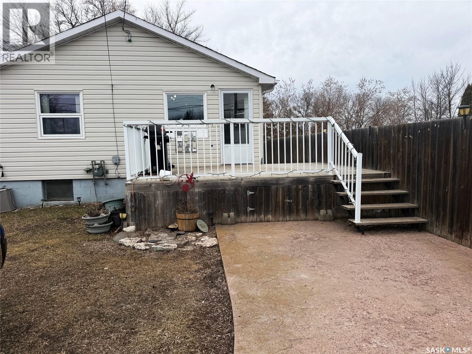 412 Main STREET - 4