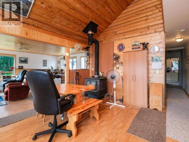 52 LAKEVIEW ROAD - 29