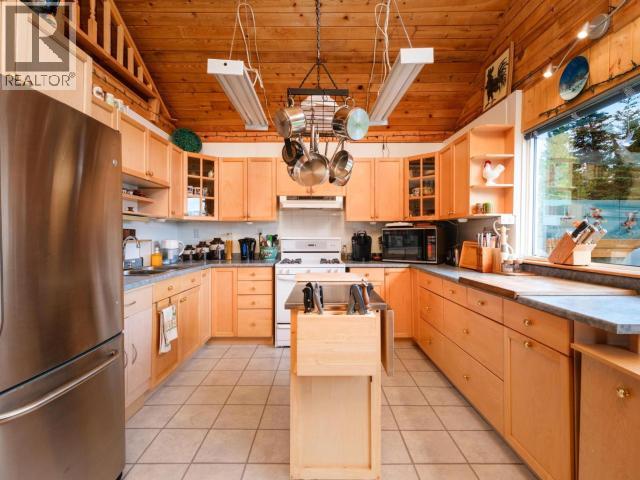 52 LAKEVIEW ROAD - 32