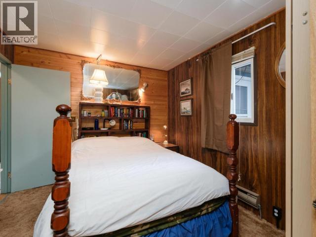 52 LAKEVIEW ROAD - 40
