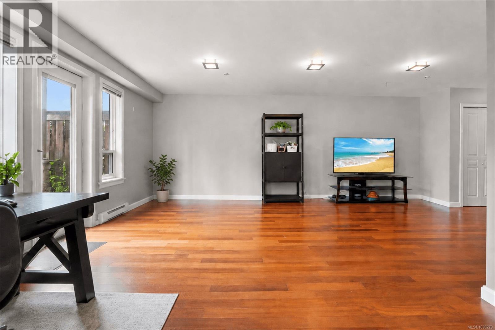 #116 663 Goldstream Ave - 8