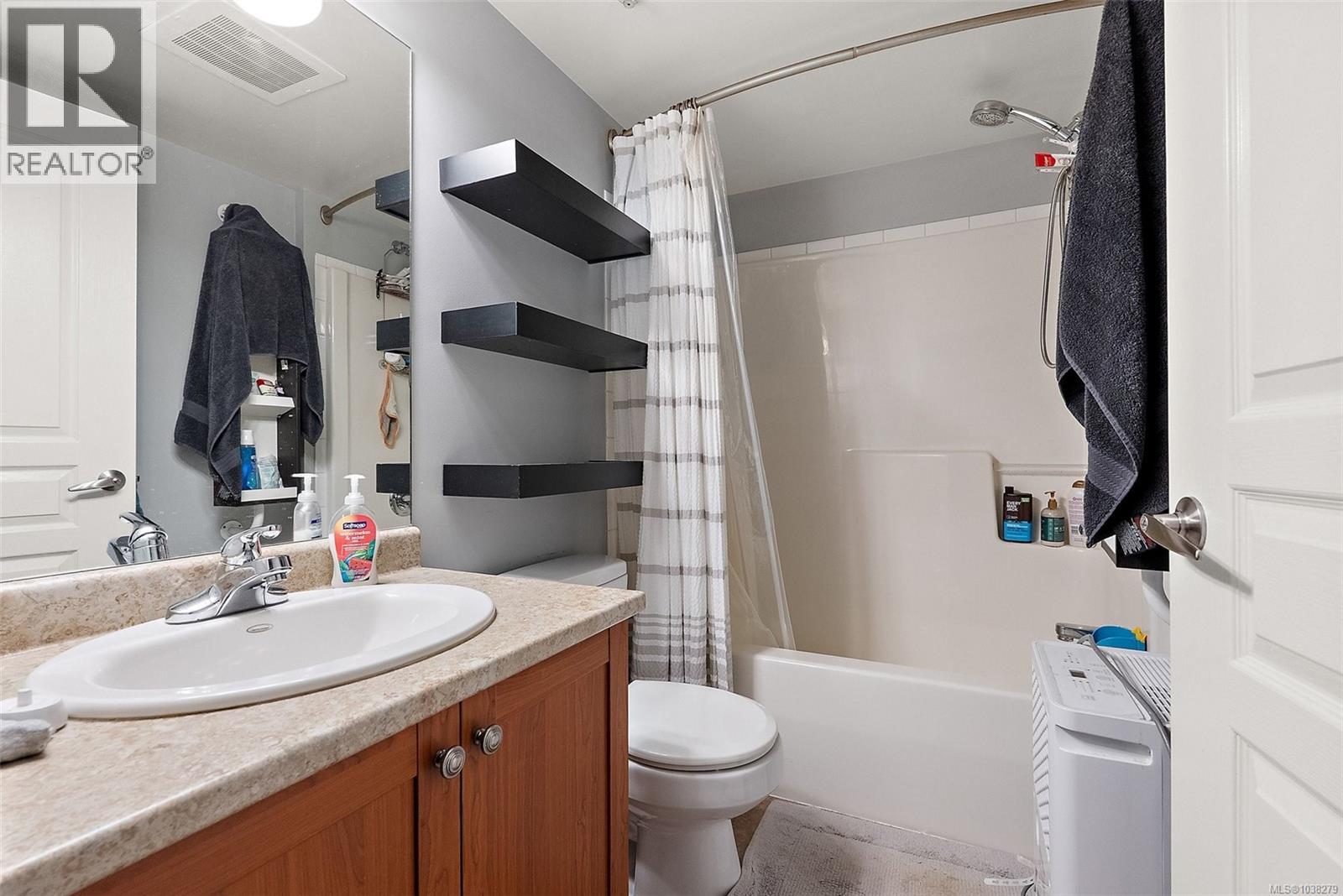 #116 663 Goldstream Ave - 19