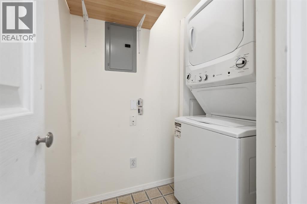 #2305 604 8 Street SW - 25