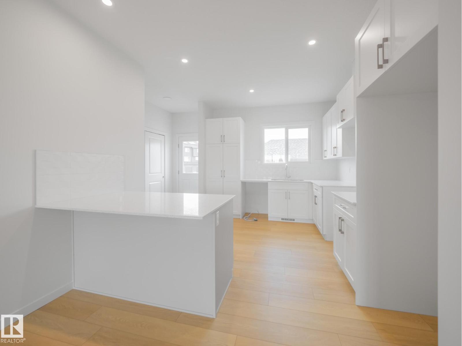 328 172 AV NW - 16